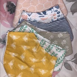 Cloth Triangle Bibs